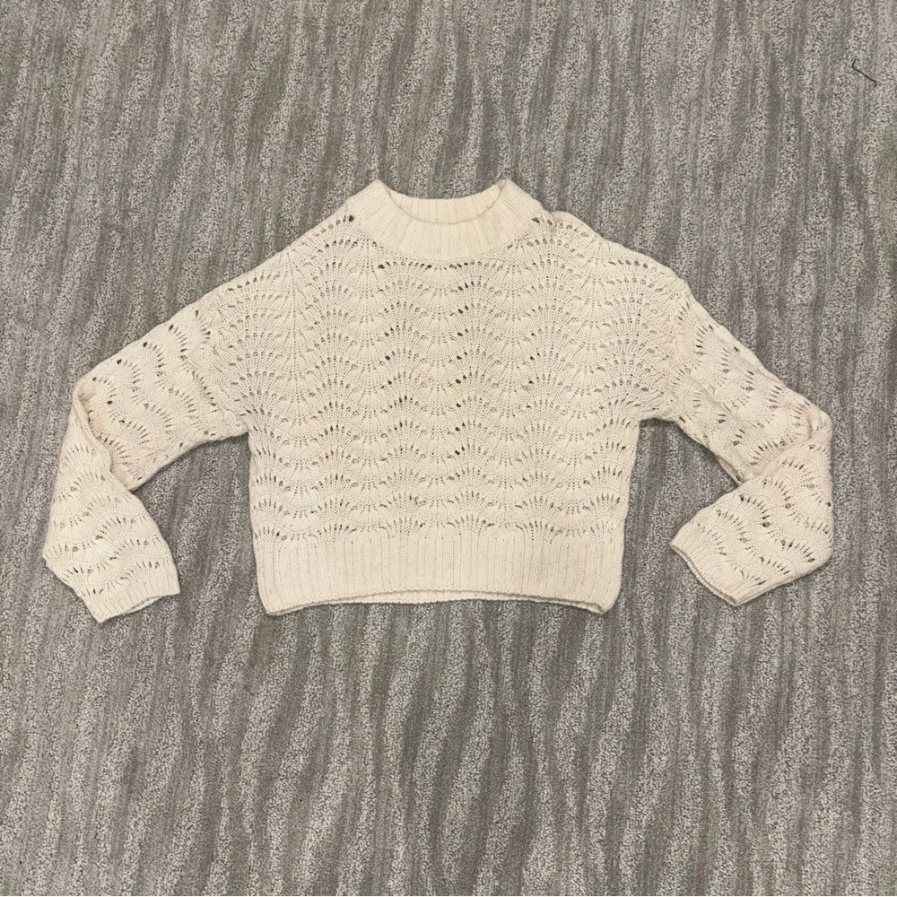 Urban Outfitters Open Knit Ivory Sweater Size S
